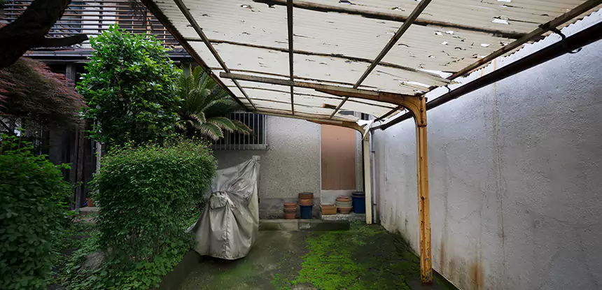 Professional Roof and Water Damage Repair Services in Overland Park, KS